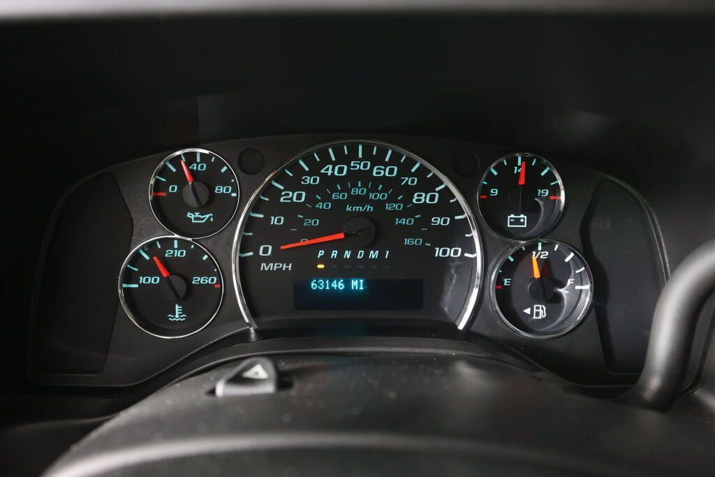 Used 2015 GMC Savana 2500 RWD image 22