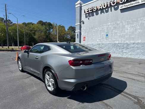 Used 2023 Chevrolet Camaro LT RWD image 5