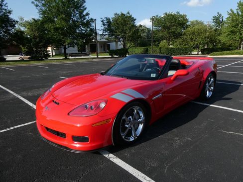 Used 2010 Chevrolet Corvette Grand Sport w/ Preferred Equipment Group RWD image 9