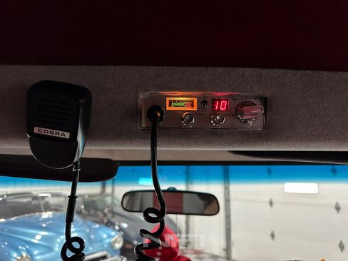 Used 1986 Chevrolet G20 image 42