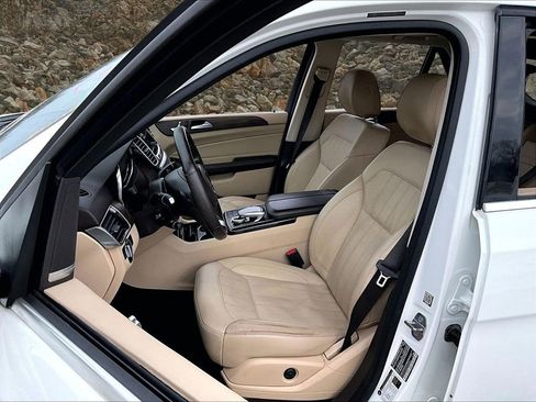 Used 2019 Mercedes-Benz GLE 400 4MATIC w/ Premium 1 Package image 23