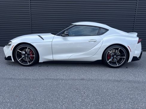 Used 2021 Toyota Supra Premium w/ Driver Assist Package RWD image 2