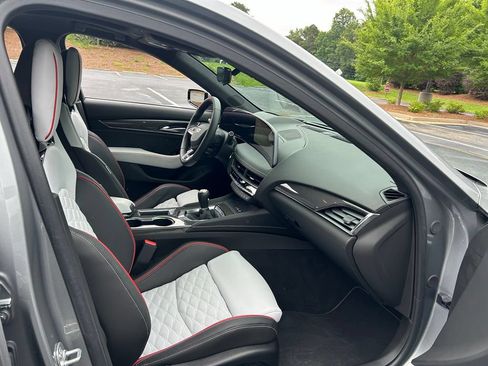 Used 2025 Cadillac CT5 V Blackwing w/ Parking Package RWD image 47