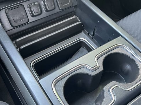 Used 2015 Chevrolet Express 2500 image 30