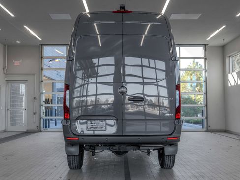 New 2025 Mercedes-Benz Sprinter 2500 image 14