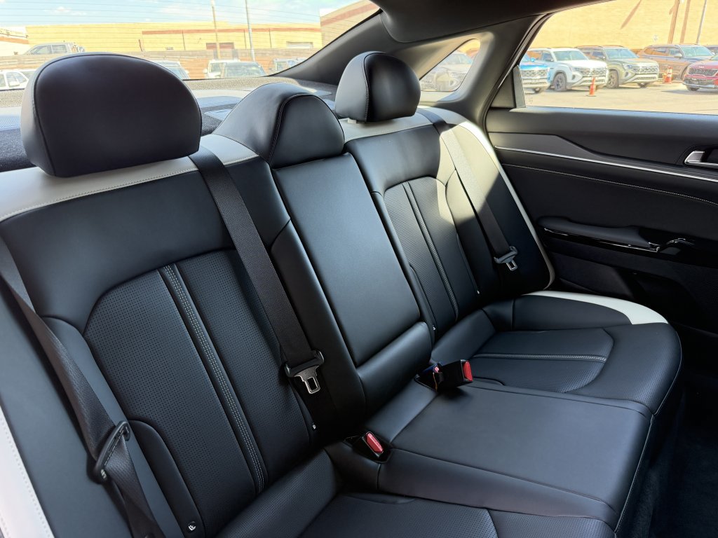 Used 2026 Kia K5 GT-Line w/ GT-Line Premium Package FWD image 38