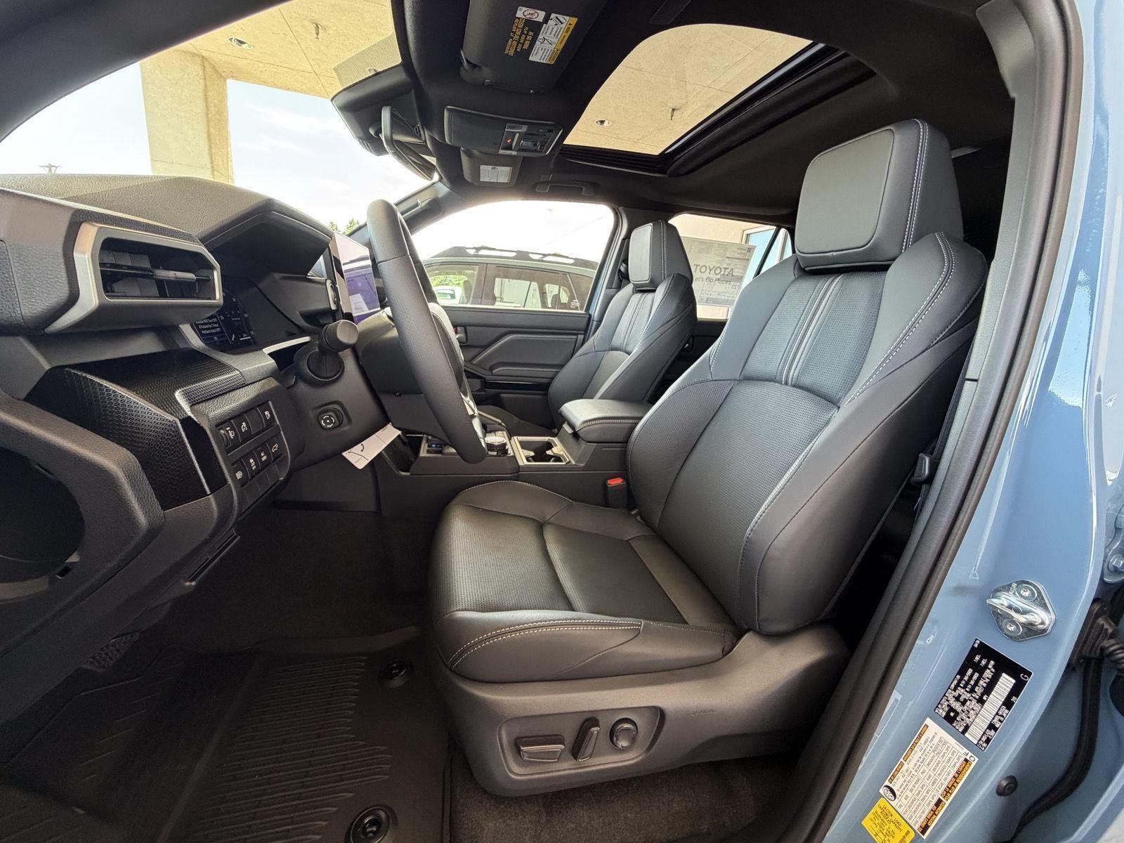 New 2026 Toyota 4Runner Limited AWD/4WD image 10