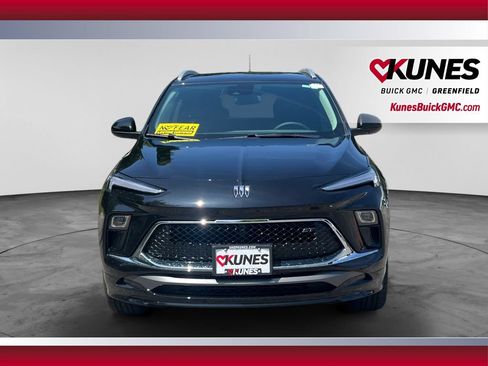 New 2026 Buick Encore GX Sport Touring w/ Comfort Package AWD/4WD image 2