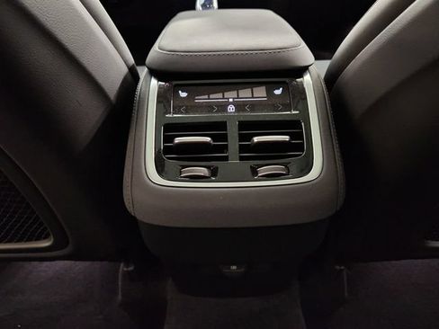 Used 2026 Volvo XC90 B5 Plus w/ Protection Package Premier AWD/4WD image 31