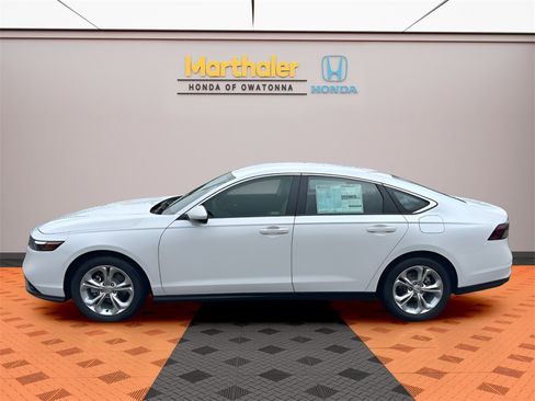 Used 2024 Honda Accord LX image 2