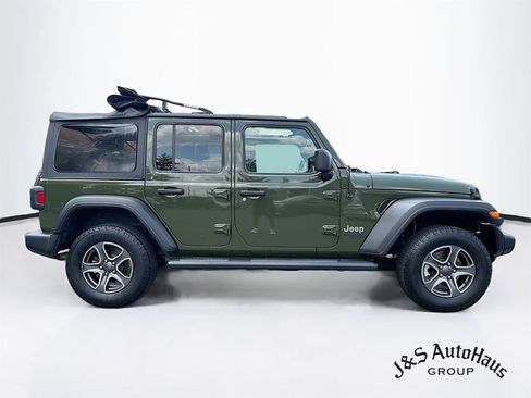 Used 2021 Jeep Wrangler Unlimited Sport AWD/4WD image 8