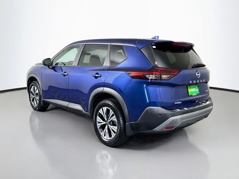 Used 2023 Nissan Rogue SV FWD image 7