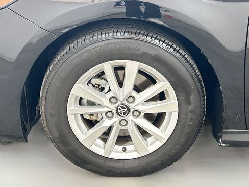 Used 2025 Toyota Camry LE w/ Convenience Package FWD image 27