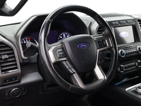 Used 2021 Ford Expedition XLT AWD/4WD image 12