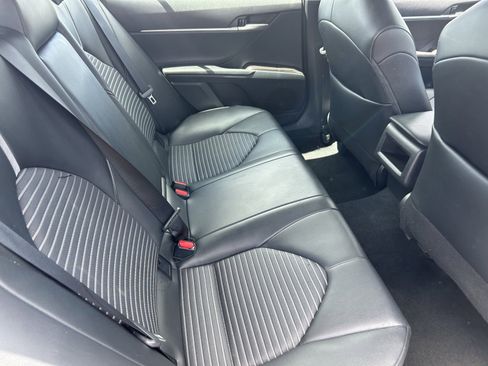 Used 2024 Toyota Camry SE w/ Convenience Package image 13