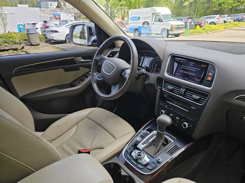 Used 2015 Audi Q5 2.0T Premium Plus AWD/4WD image 10