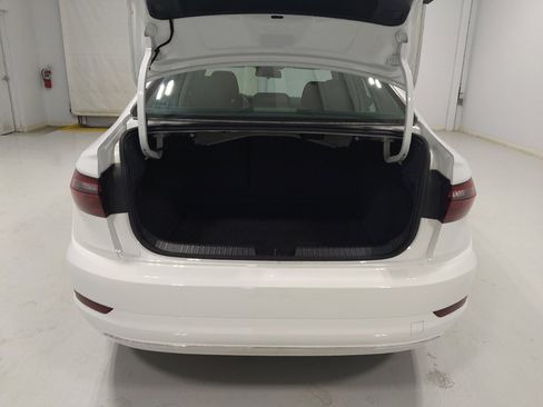 Used 2020 Volkswagen Jetta S w/ Driver Assistance Package image 29