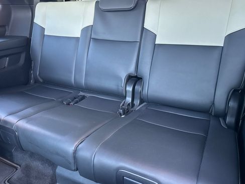 Used 2023 Toyota Sequoia Capstone AWD/4WD image 18
