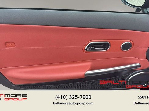 Used 2007 Chrysler Crossfire Limited RWD image 15