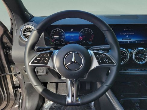 Certified 2026 Mercedes-Benz GLA 250 image 21