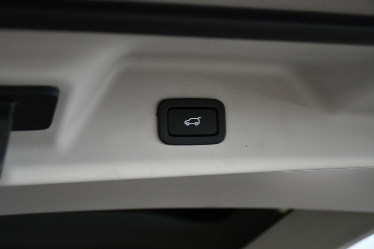 Used 2017 Land Rover Range Rover Long Wheelbase Autobiography AWD/4WD image 59