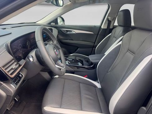 Used 2025 Buick Envision Sport Touring AWD/4WD image 9