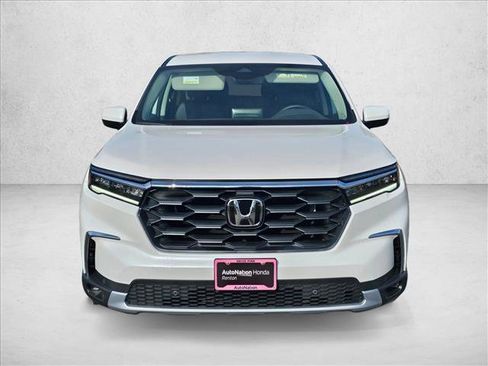 New 2025 Honda Pilot EX-L image 2