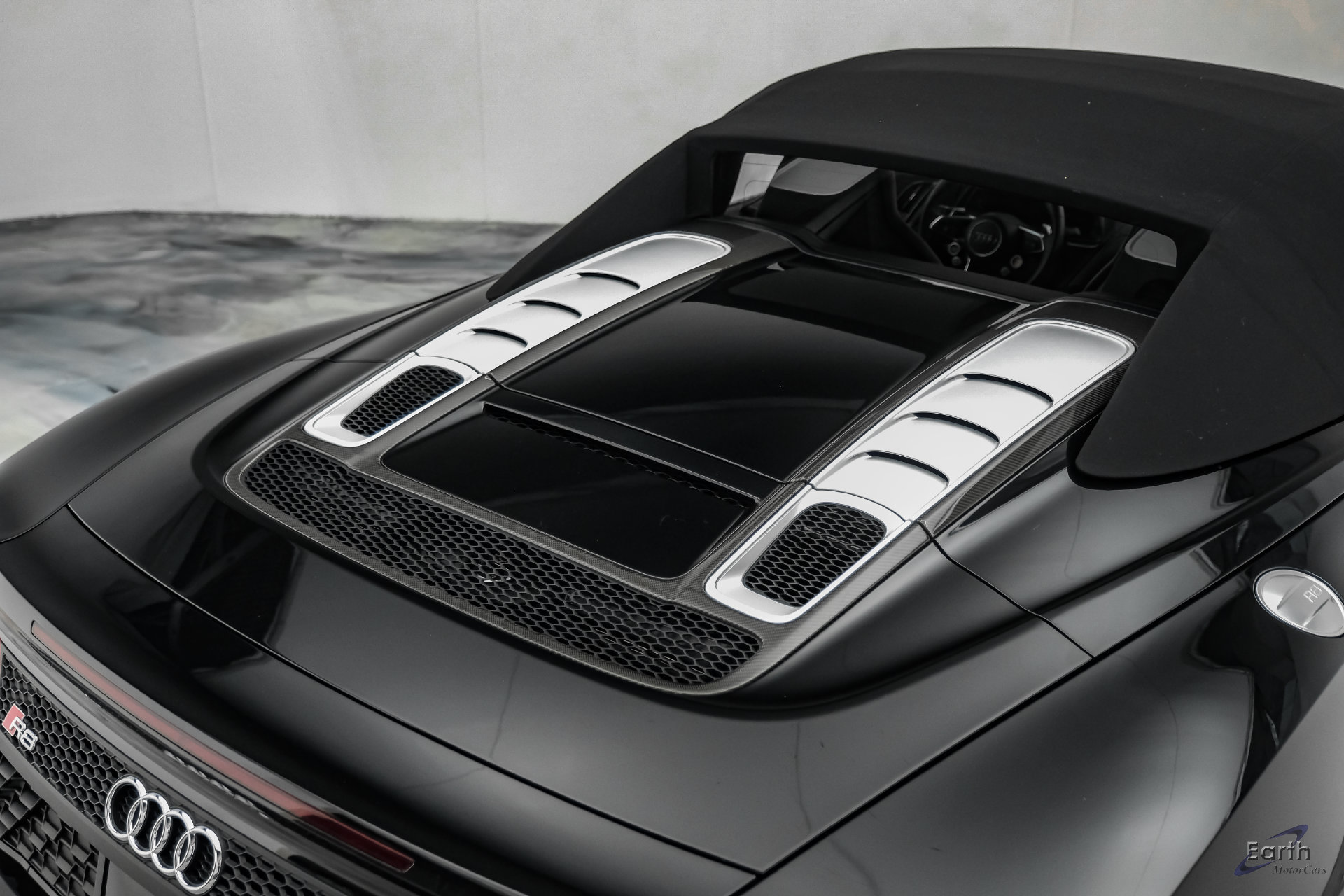 Used 2023 Audi R8 V10 performance RWD image 18