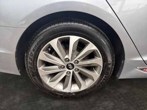 Used 2015 Hyundai Sonata Sport w/ Option Group 04 FWD image 39