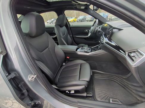 Certified 2023 BMW 330i xDrive Sedan w/ Driving Assistance Package image 23