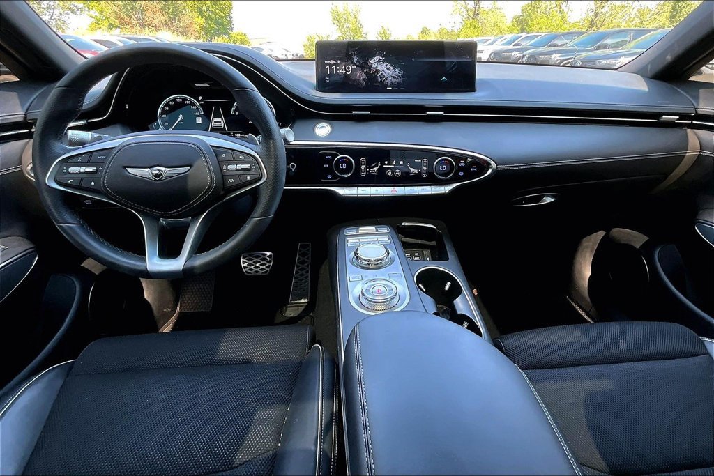 Used 2024 Genesis GV70 2.5T w/ Sport Prestige Package AWD/4WD image 18