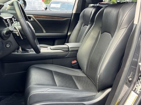 Used 2022 Lexus RX 350L Premium w/ Premium Package AWD/4WD image 18