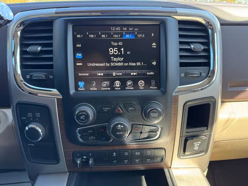Used 2015 RAM 2500 Laramie w/ Convenience Group image 25