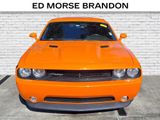Used 2014 Dodge Challenger SXT image 2