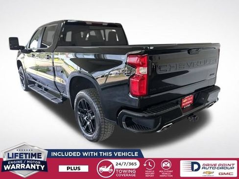 Used 2022 Chevrolet Silverado 1500 RST w/ LPO, Blackout Package AWD/4WD image 6