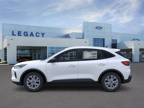 New 2026 Ford Escape Active image 3