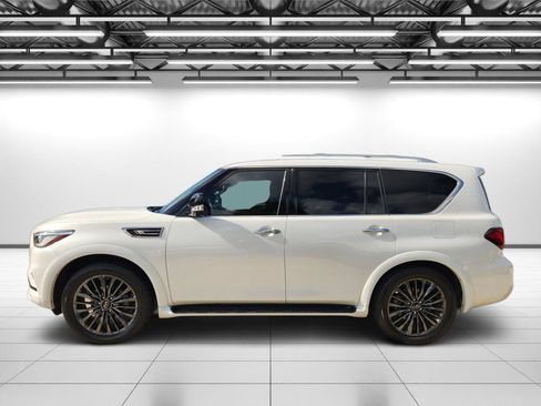 Used 2024 INFINITI QX80 Sensory AWD/4WD image 6