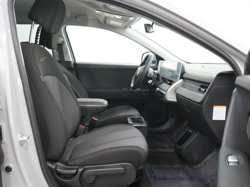 Certified 2024 Hyundai Ioniq 5 SE AWD/4WD image 11