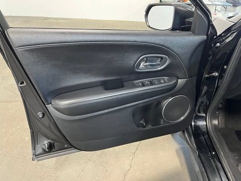 Used 2016 Honda HR-V EX-L image 25