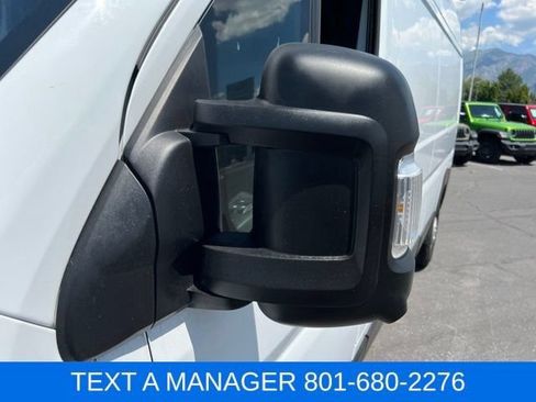 Used 2023 RAM ProMaster 2500 w/ Driver Convenience Group FWD image 11