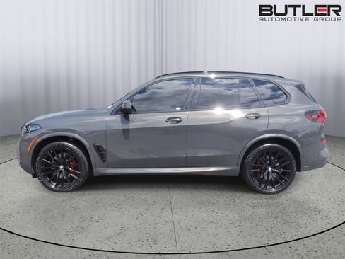 Used 2024 BMW X5 sDrive40i w/ M Sport Package RWD image 3