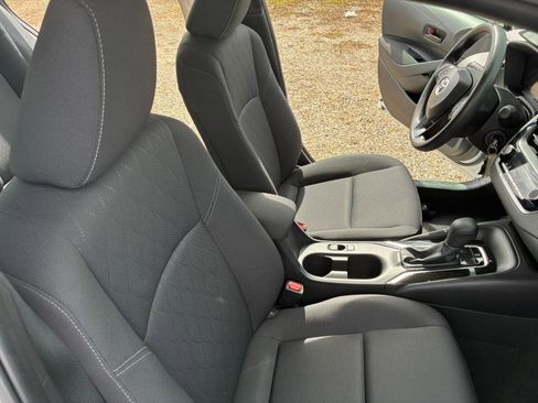 Used 2025 Toyota Corolla LE FWD image 34