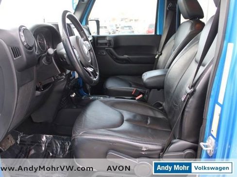 Used 2014 Jeep Wrangler Unlimited Sahara image 17