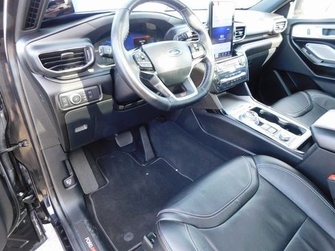 Used 2022 Ford Explorer ST w/ Equipment Group 401A image 15