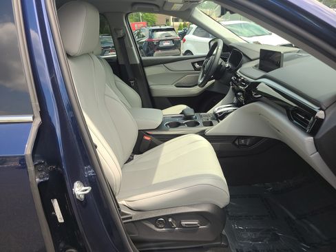 Used 2024 Acura MDX SH-AWD w/ Technology Package image 17