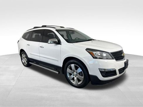 Used 2015 Chevrolet Traverse LS FWD image 8