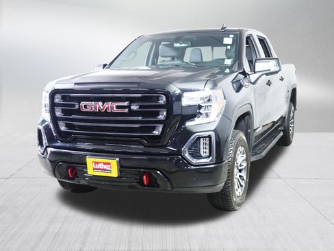 Used 2021 GMC Sierra 1500 AT4 w/ AT4 Preferred Package AWD/4WD image 3