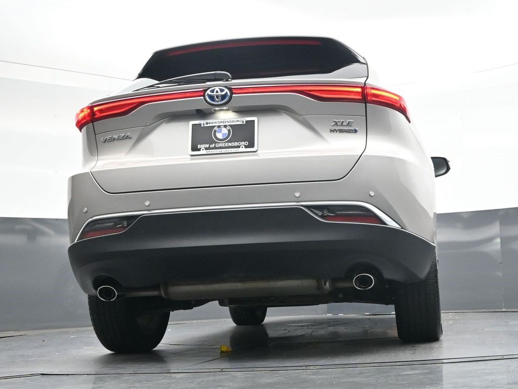 Used 2021 Toyota Venza XLE w/ Softex Package AWD/4WD image 32