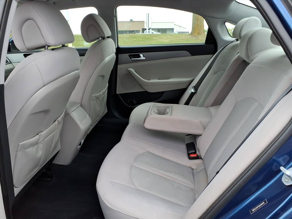 Used 2016 Hyundai Sonata SE FWD image 26