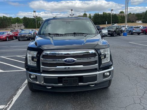Used 2017 Ford F150 Lariat w/ Equipment Group 502A Luxury AWD/4WD image 7